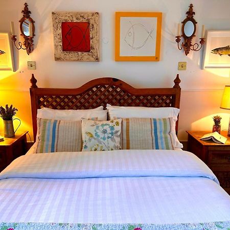 Malin Townhouse Guest House Ngoại thất bức ảnh