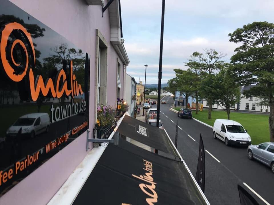 Malin Townhouse Guest House Ngoại thất bức ảnh